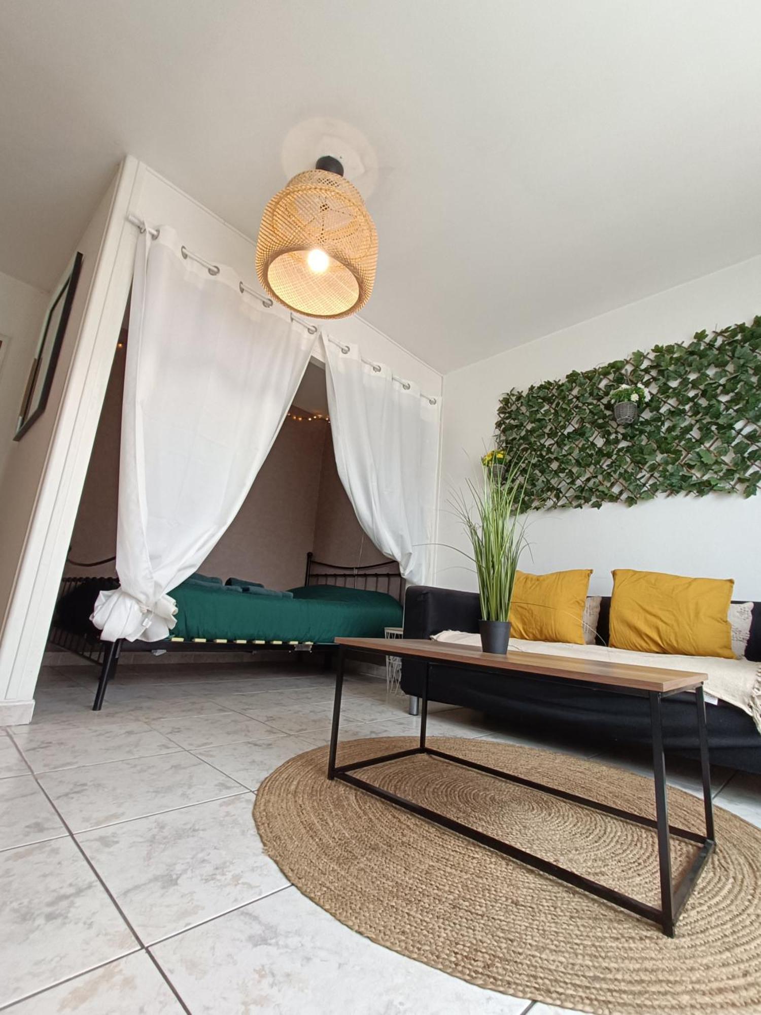 Couturier Lovely Appartement Proche Centre Ville Reims Exterior foto